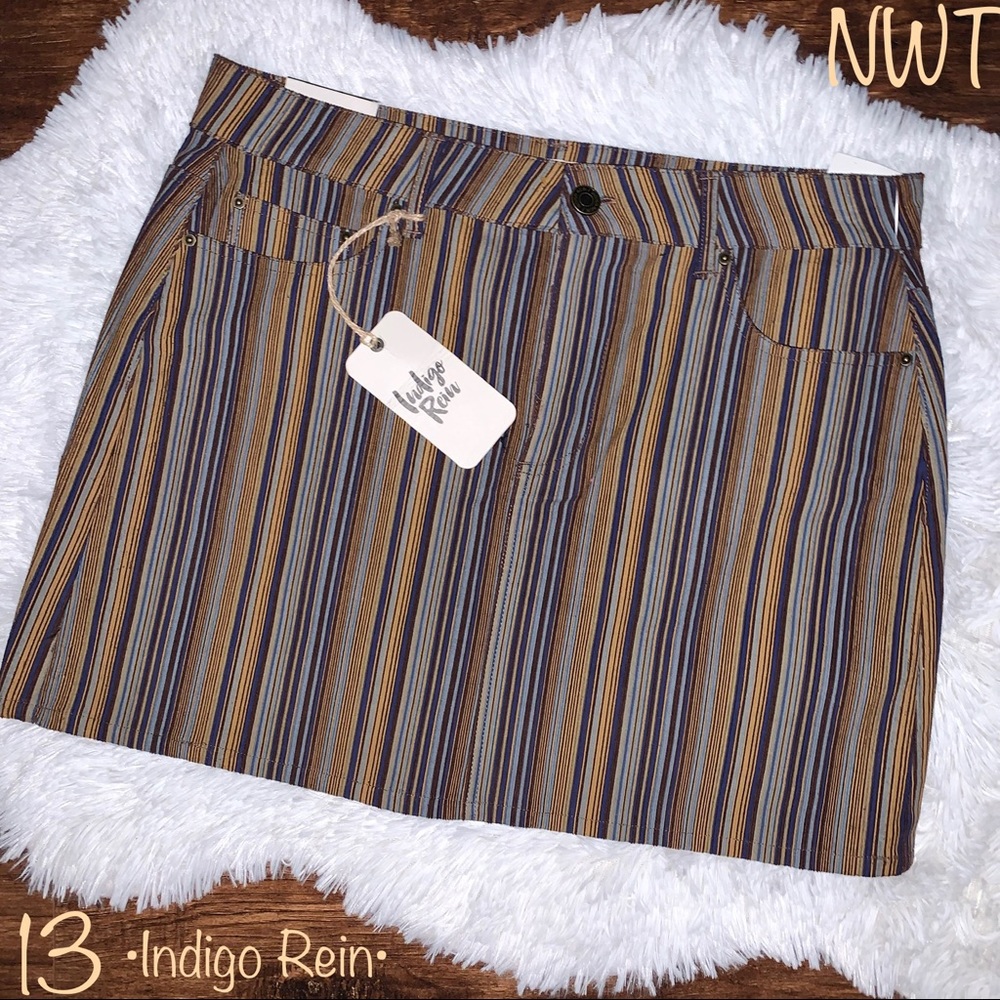 NWT Indigo Rein Mid Rise Striped Skirt, Size 13